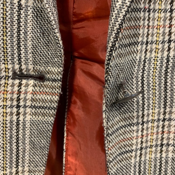 Suzy Shier Blazer - Picture 5 of 6